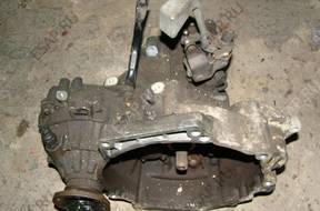 VW NEW BEETLE КОРОБКА ПЕРЕДАЧW 1.6 EUQ