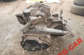 VW PASSAT B3 2,0 16V КОРОБКА ПЕРЕДАЧW