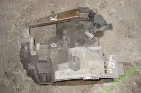 VW PASSAT B4 1,8B КОРОБКА ПЕРЕДАЧW МЕХАНИЧЕСКАЯ CEW