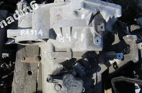 VW PASSAT B4 1.8 95 КОРОБКА ПЕРЕДАЧ BIEGÓW