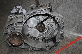 VW PASSAT B6 2.0TDI КОРОБКА ПЕРЕДАЧ МЕХАНИЧЕСКАЯ 6-СТУПЕНЧАТАЯW HDU