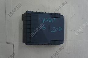 VW PASSAT B6 POKRYWA BEZPIECZNIKOW 1K0937132F