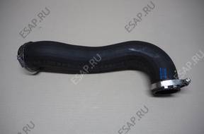 VW TOUAREG 7P 3.0 ПАТРУБОК ШЛАНГ ИНТЕРКУЛЕРА 7P0145737A