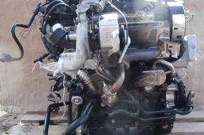 VW TOURAN 1.6 TDI 105 KM  двигатель комплектный CAY