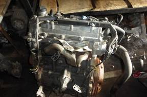 Yaris 1.3 vvti ДВИГАТЕЛЬ gowica  2009-2010.