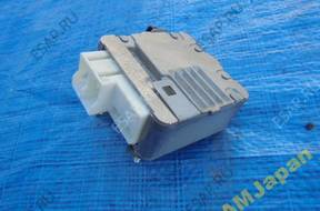 YARIS II 06-2011 год БЛОК УПРАВЛЕНИЯ УСИЛИТЕЛЯ 89650-0D120